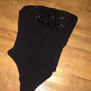 Strapless bathing suit